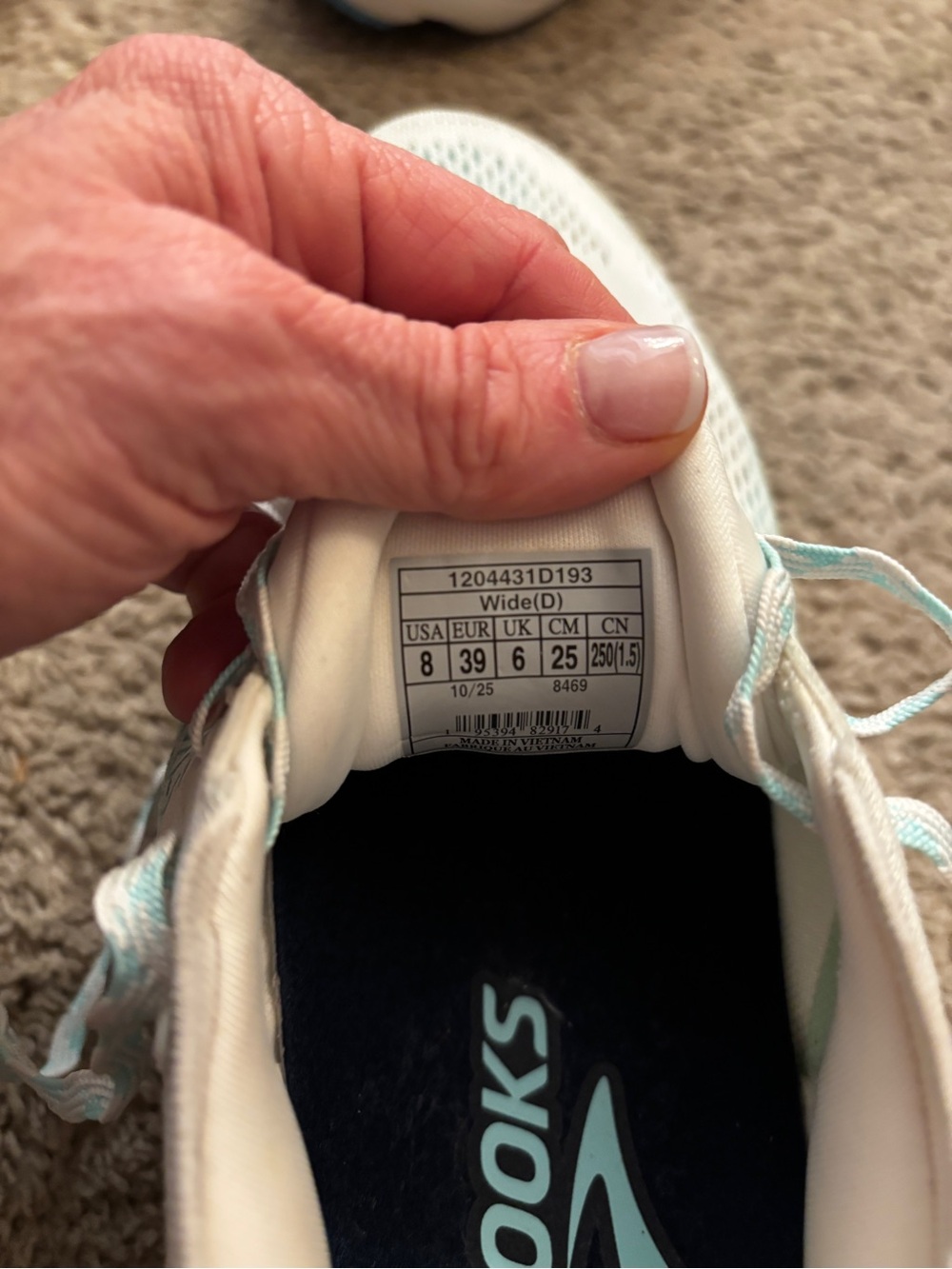 Brooks sneakers White & Light Blue